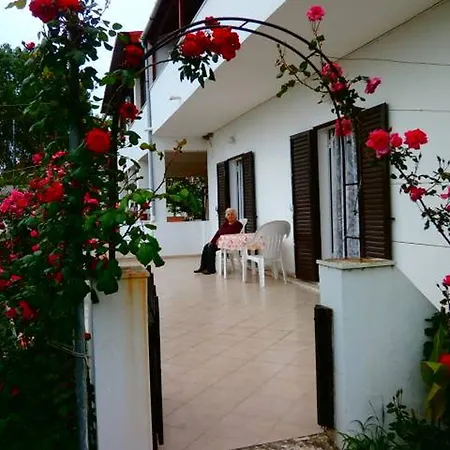 Eftichia Appartamento Roda (Corfu)